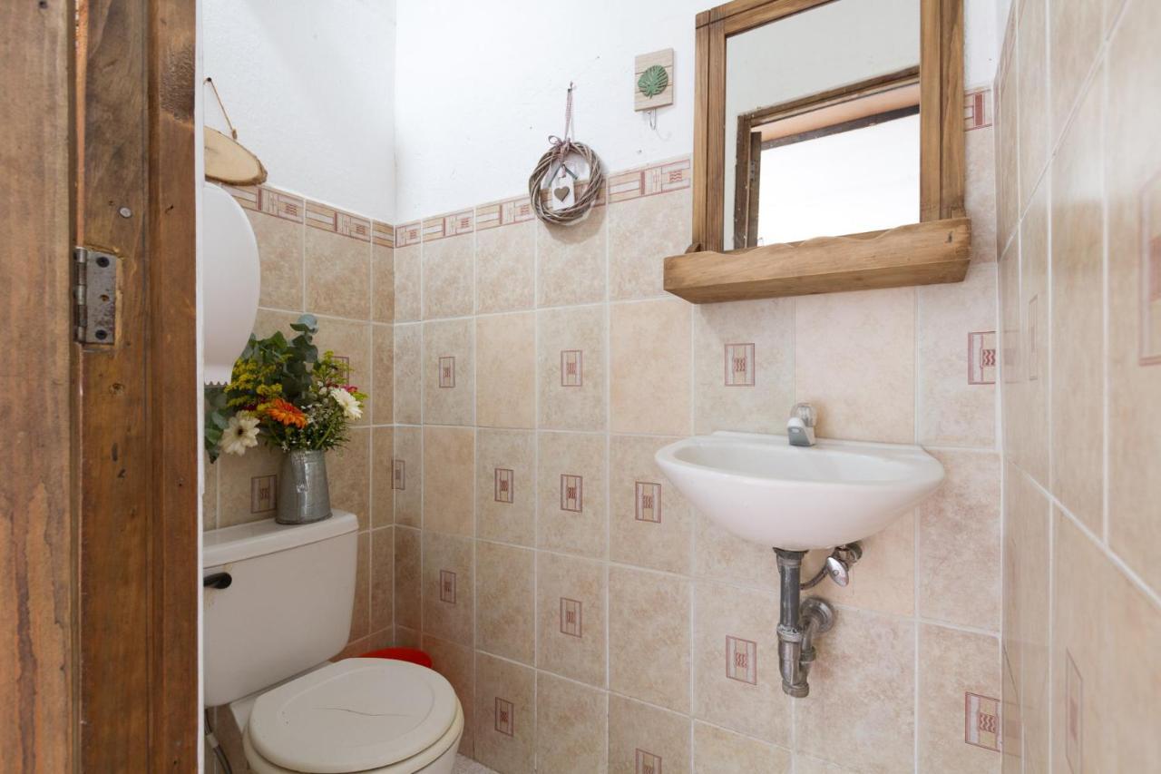 Casa Tamarindo Bed & Breakfast Antigua Екстериор снимка