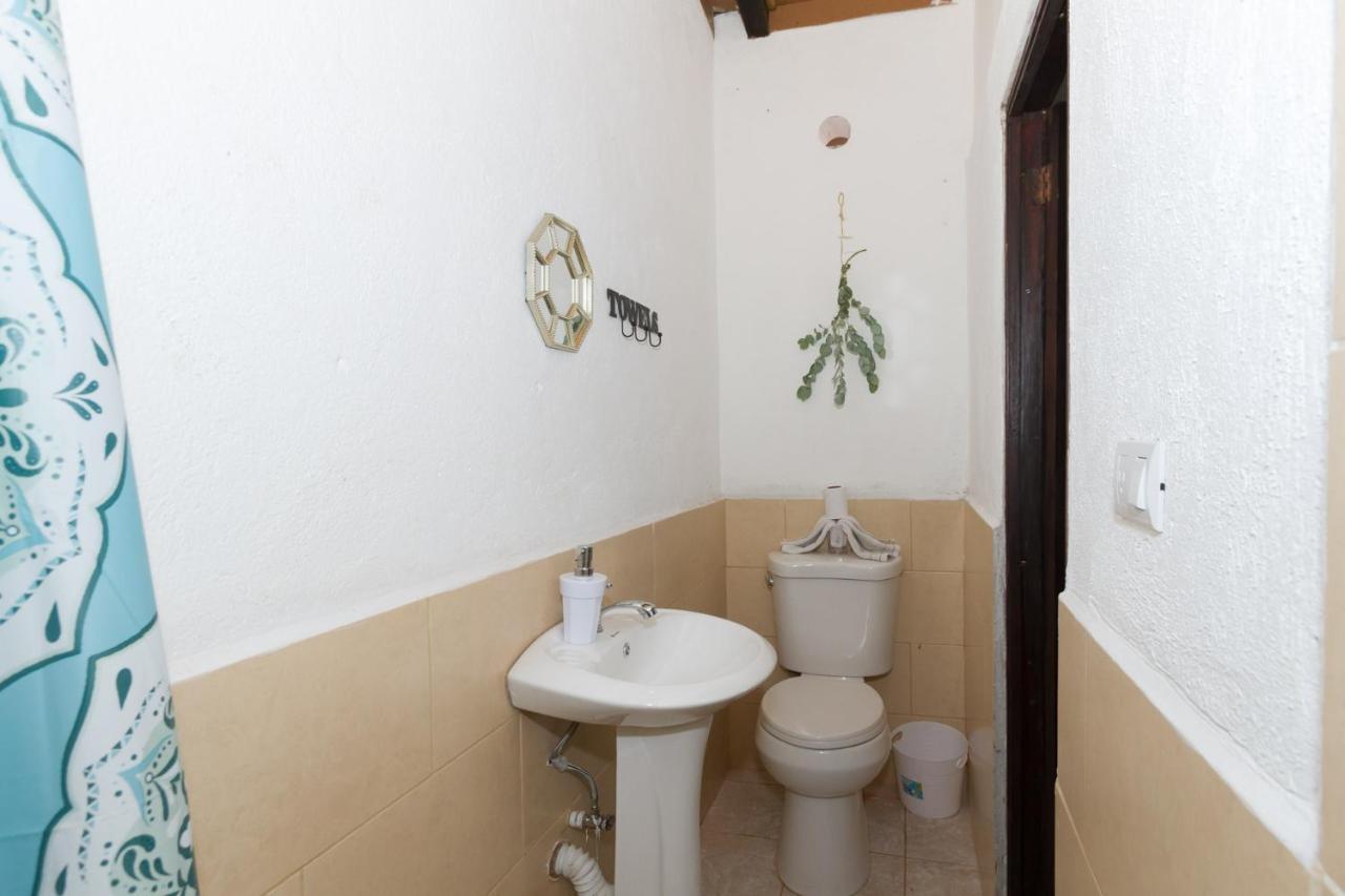 Casa Tamarindo Bed & Breakfast Antigua Екстериор снимка