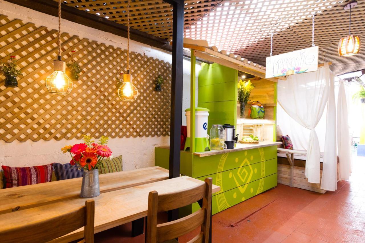Casa Tamarindo Bed & Breakfast Antigua Екстериор снимка